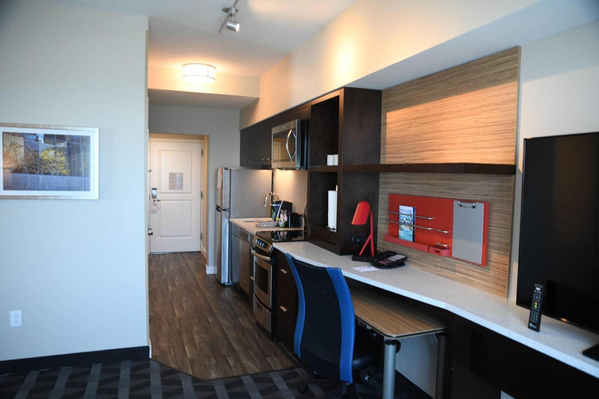 Towneplace Suites Kansas City At Briarcliff Экстерьер фото