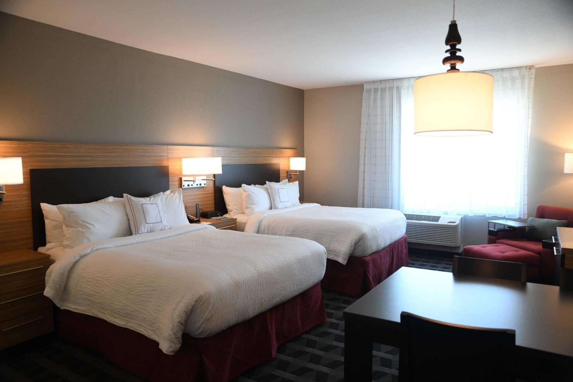 Towneplace Suites Kansas City At Briarcliff Экстерьер фото