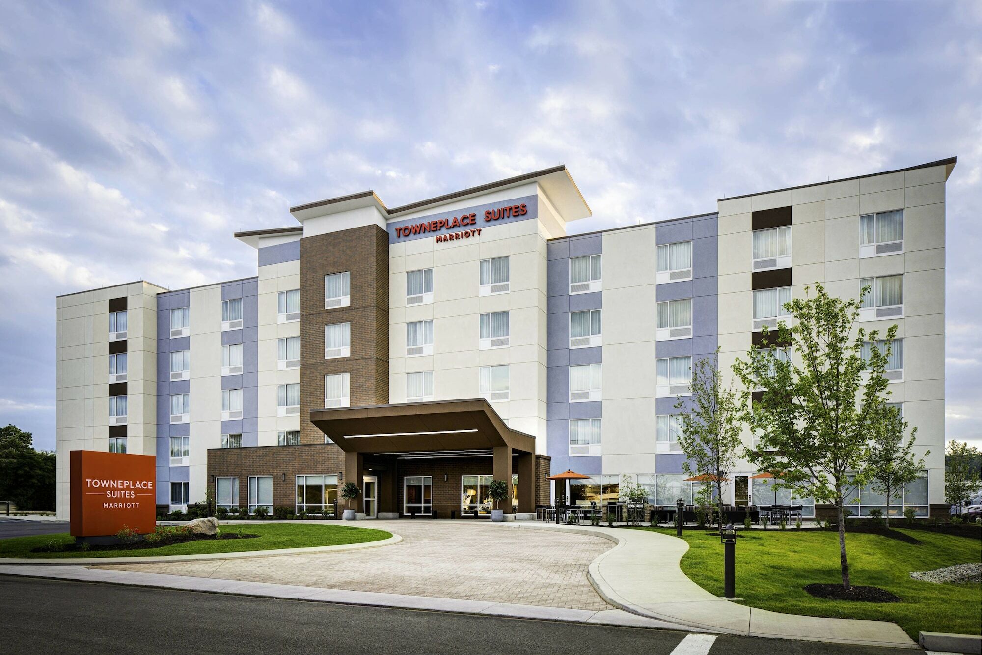 Towneplace Suites Kansas City At Briarcliff Экстерьер фото